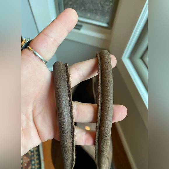 Joji & Co Delta Bucket Bag - Picture 3 of 4